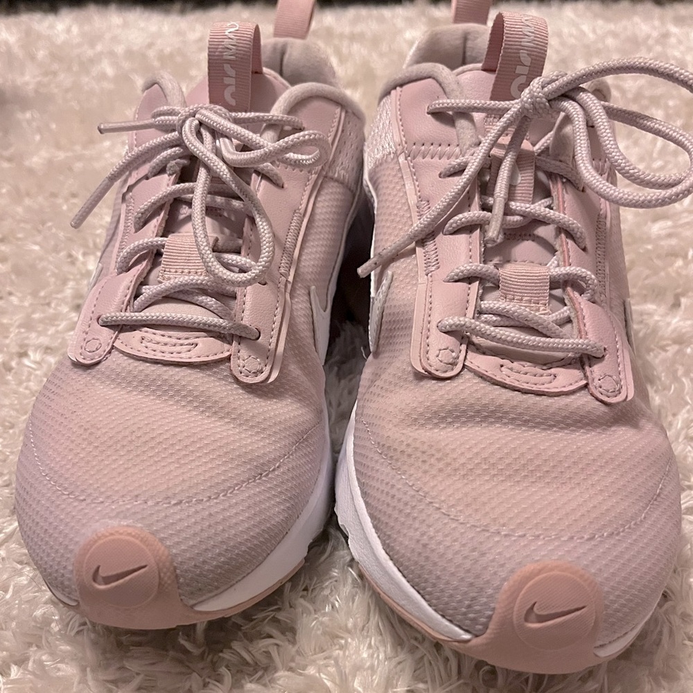 Nike Womens Air Max Interlock 75 Light Casual Sneakers - Picture 4 of 7